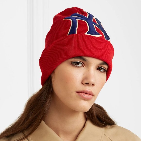 Gucci NY Yankees Embroidered Wool Beanie in Red NEW W TAGS - Picture 5 of 9